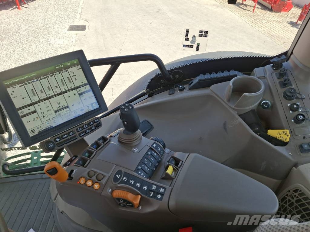 John Deere 6145 R Трактори