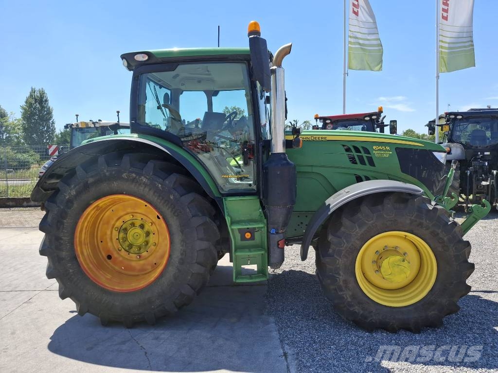 John Deere 6145 R Трактори