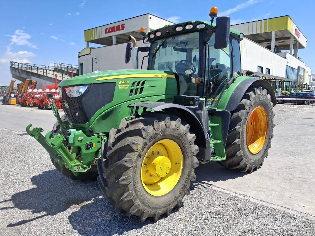 John Deere 6145 R Трактори