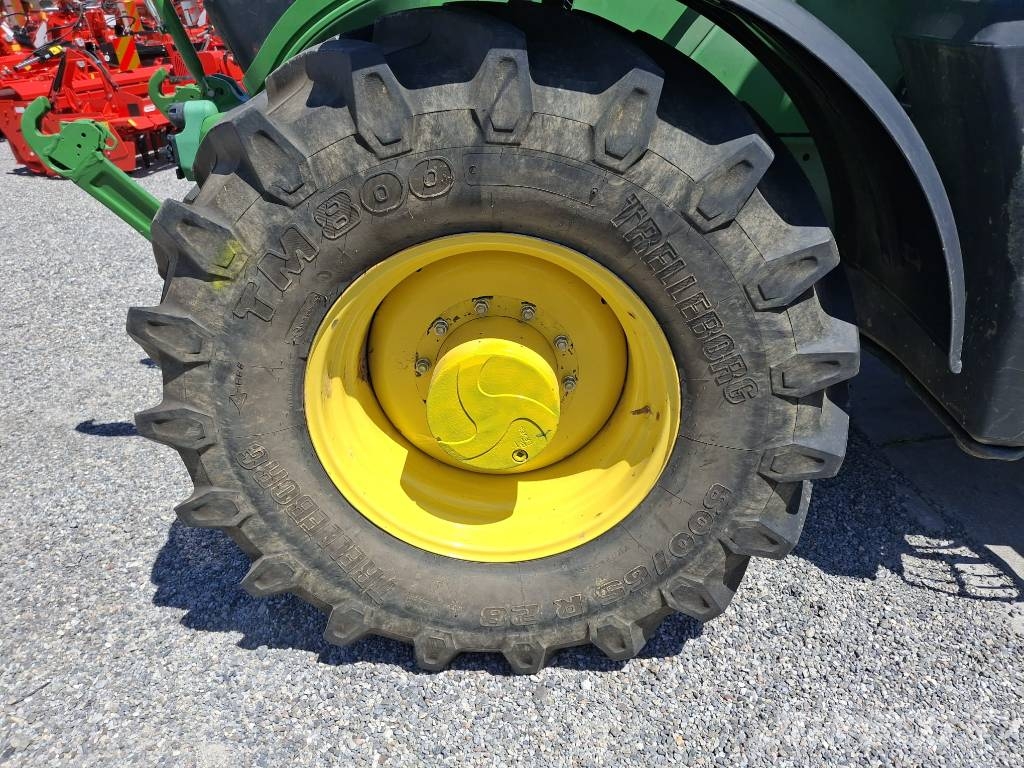 John Deere 6145 R Трактори