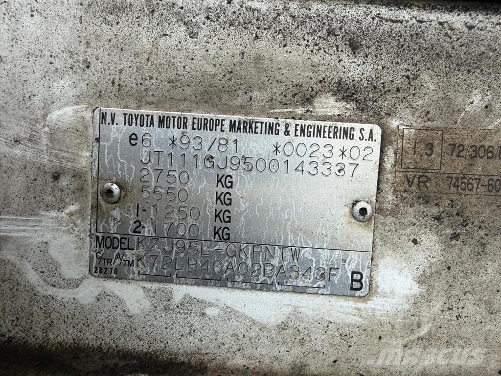 Toyota Land Cruiser SUV - 4x4 4WD - Automatic Gearbox - P Внедорожники