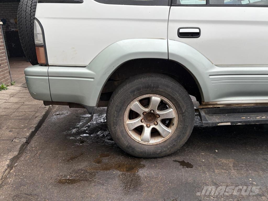 Toyota Land Cruiser SUV - 4x4 4WD - Automatic Gearbox - P Внедорожники