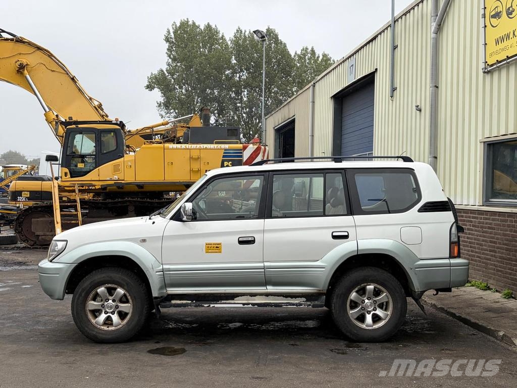 Toyota Land Cruiser SUV - 4x4 4WD - Automatic Gearbox - P Внедорожники