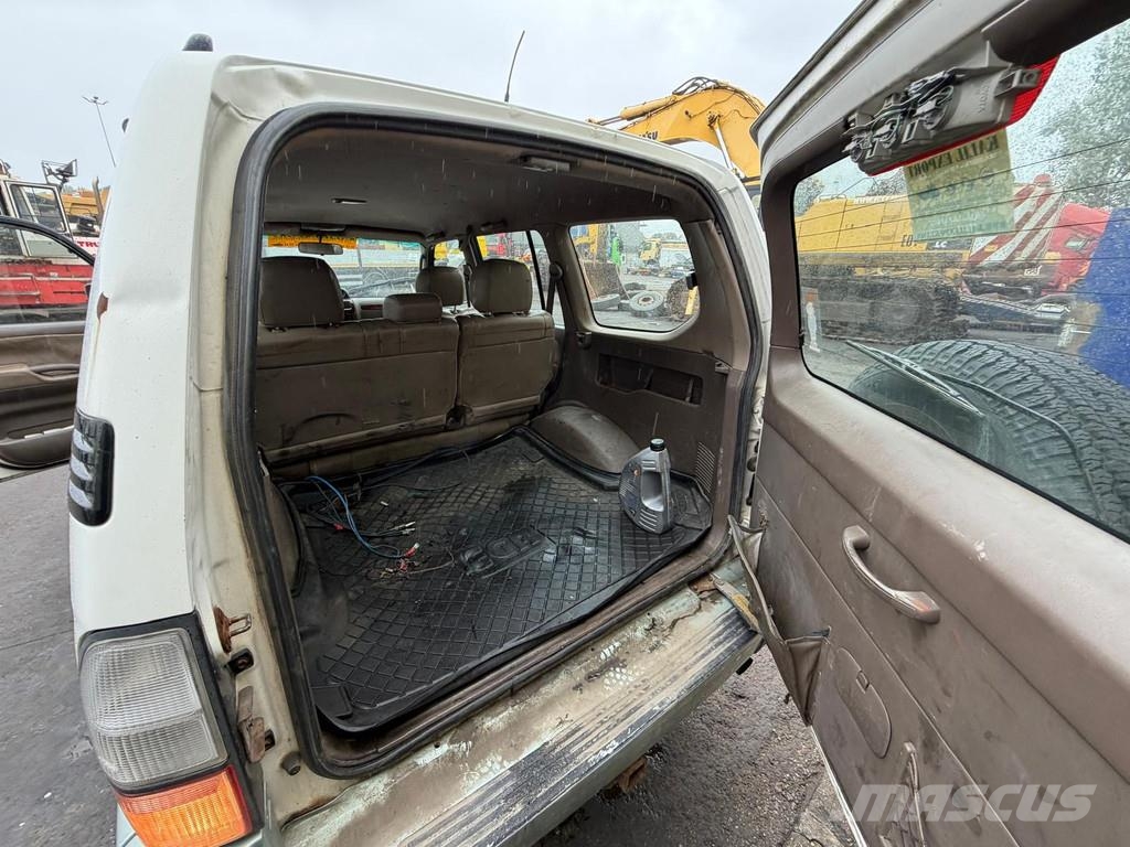 Toyota Land Cruiser SUV - 4x4 4WD - Automatic Gearbox - P Внедорожники