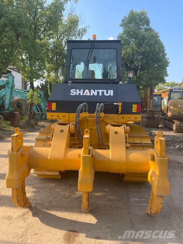 Shantui SD22 بلدوزرات مجنزرة