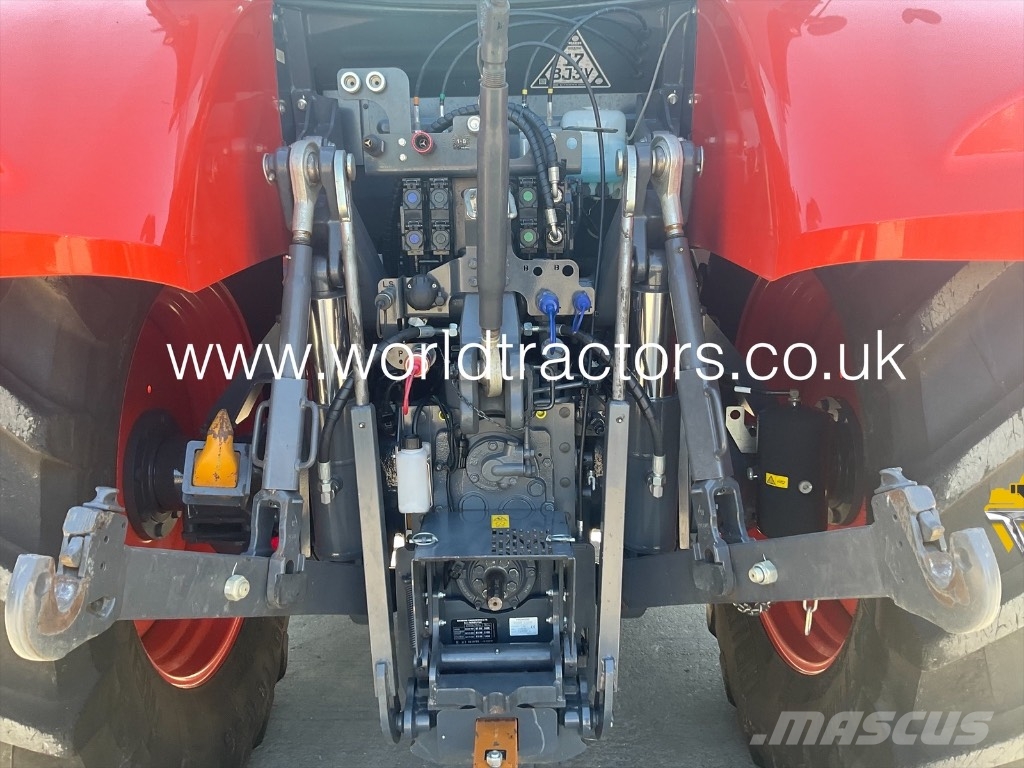 Kubota M 7-153 Traktoren