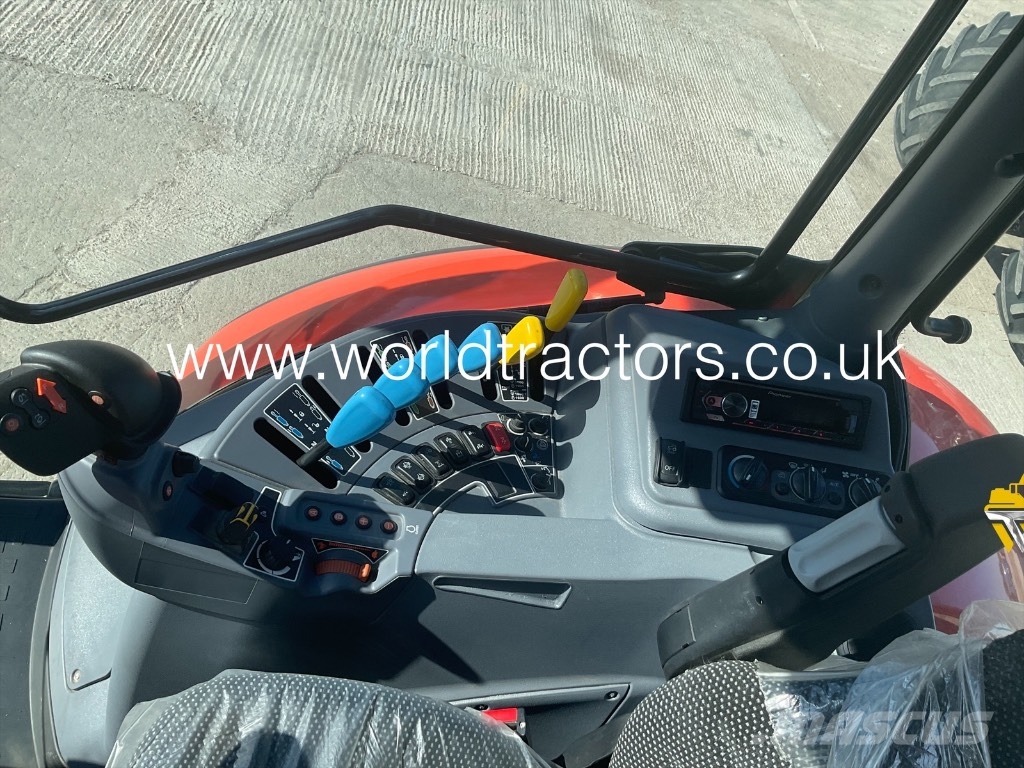 Kubota M 7-153 Traktoren
