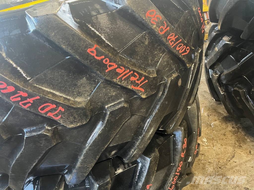 Trelleborg 650/85-R38 600/70-R30 till John Deere 7260R Ελαστικά και ζάντες