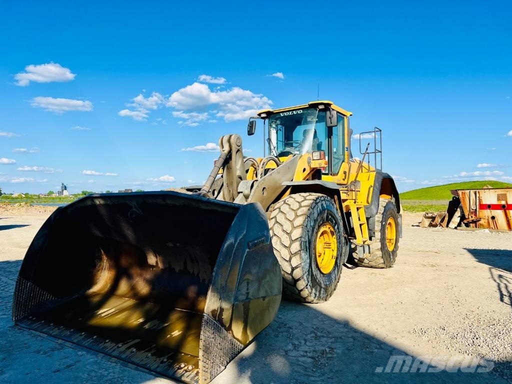 Volvo L220H Radlader