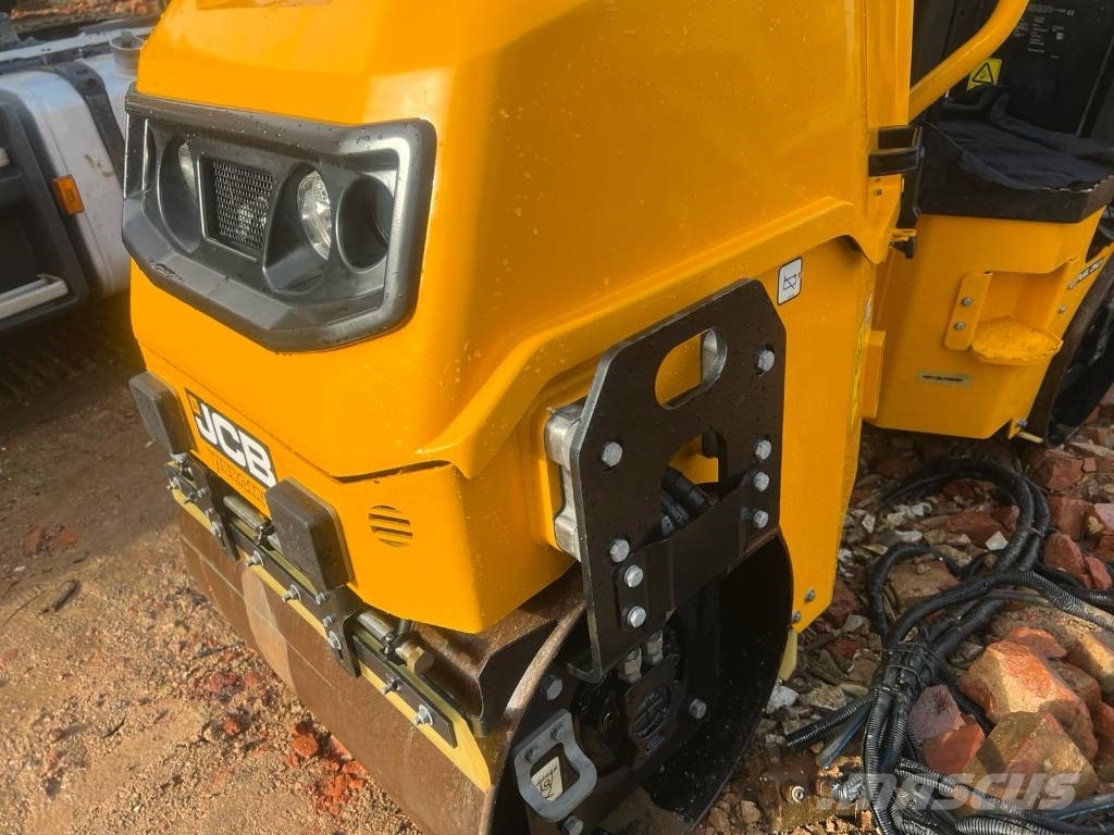 JCB CT160-80 Vibromax Site Roller Tandemové válce