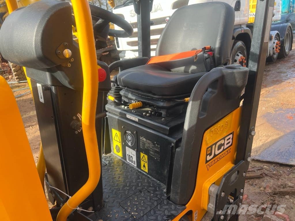 JCB CT160-80 Vibromax Site Roller Tandemové válce