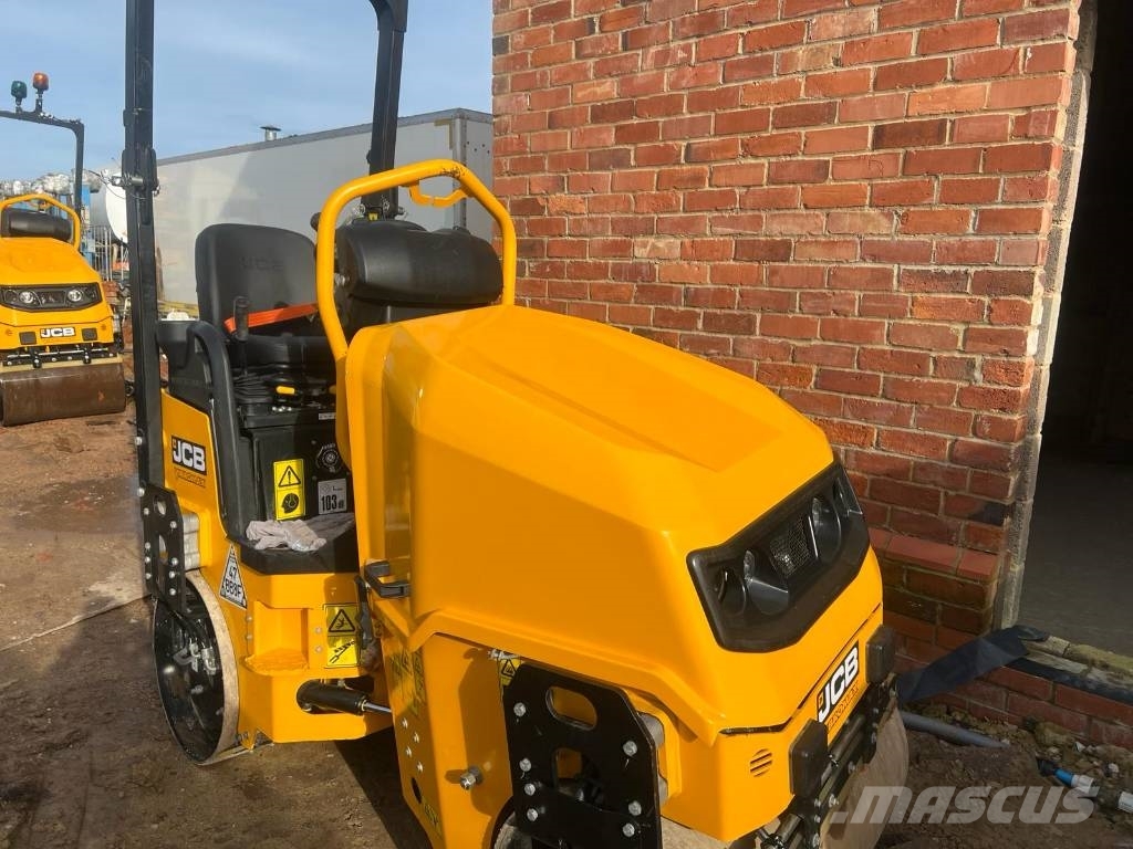 JCB CT160-80 Vibromax Site Roller Tandemové válce