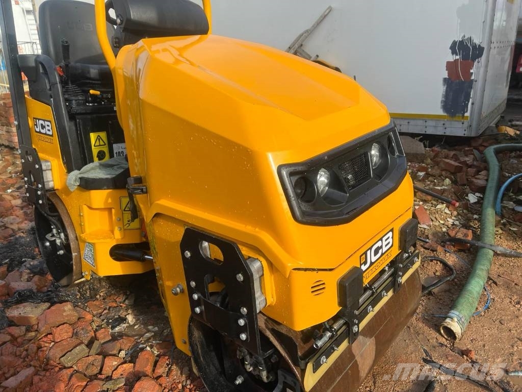 JCB CT160-80 Vibromax Site Roller Tandemové válce