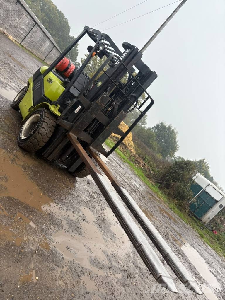 Clark C 30 L شاحنات LPG