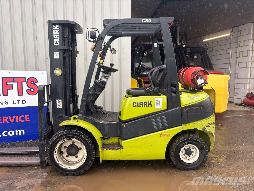 Clark C 30 L شاحنات LPG
