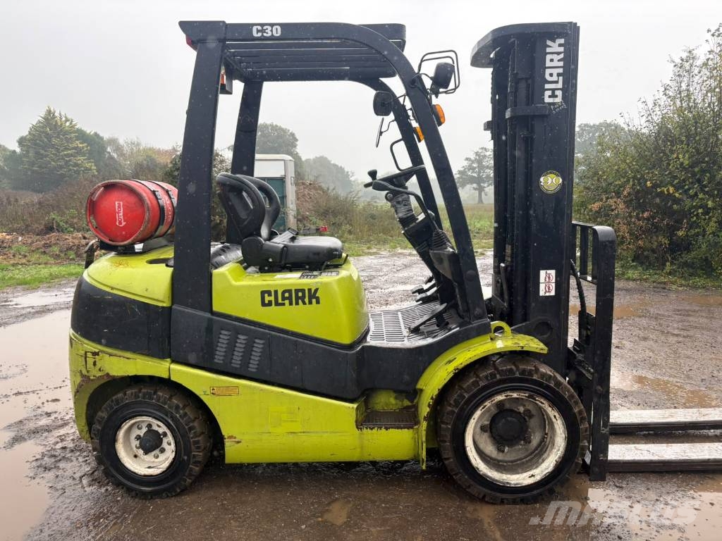 Clark C 30 L شاحنات LPG