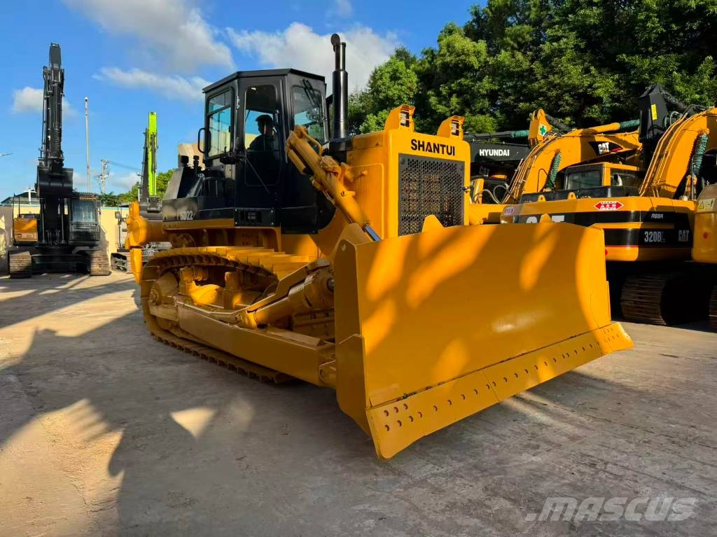 Shantui SD 22 Bulldozer