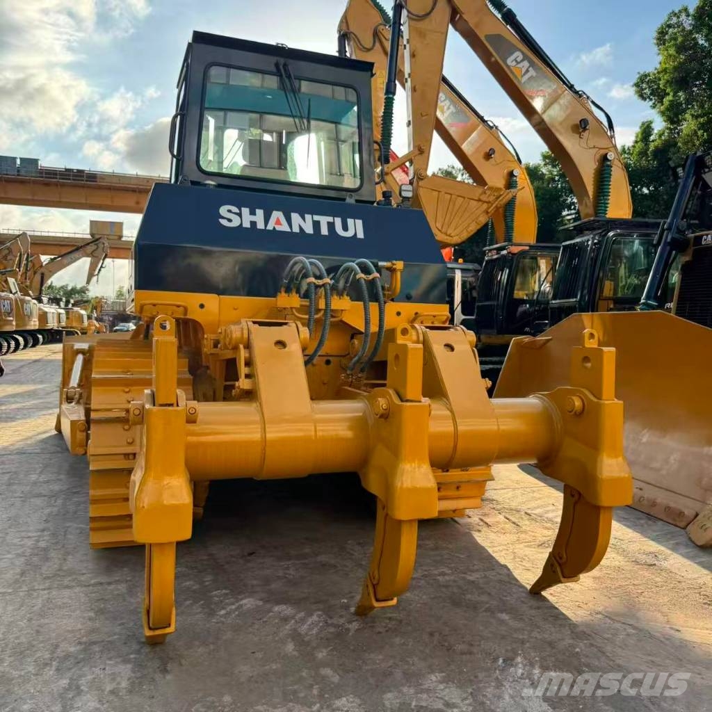 Shantui SD 22 Bulldozer