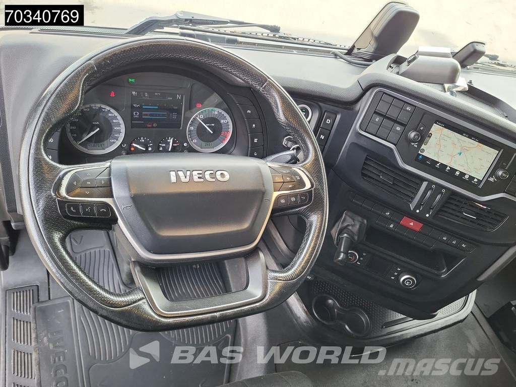 Iveco S-Way 460 4X2 LNG! Retarder 2x Tanks Navi ACC Sadulveokid