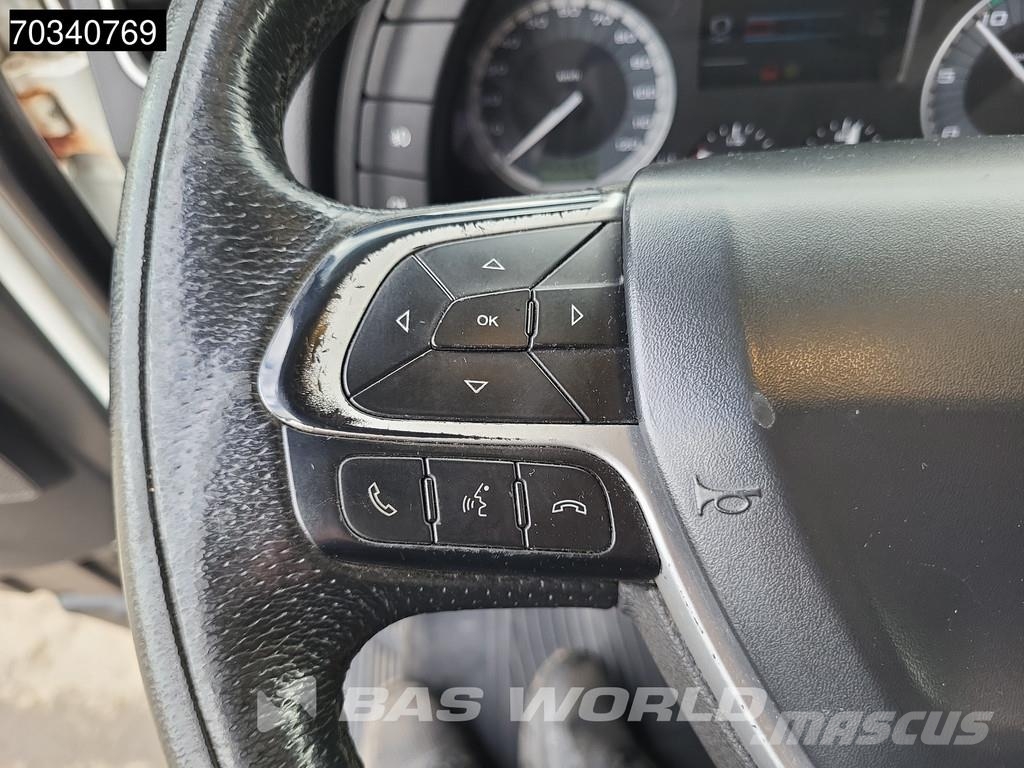 Iveco S-Way 460 4X2 LNG! Retarder 2x Tanks Navi ACC Sadulveokid