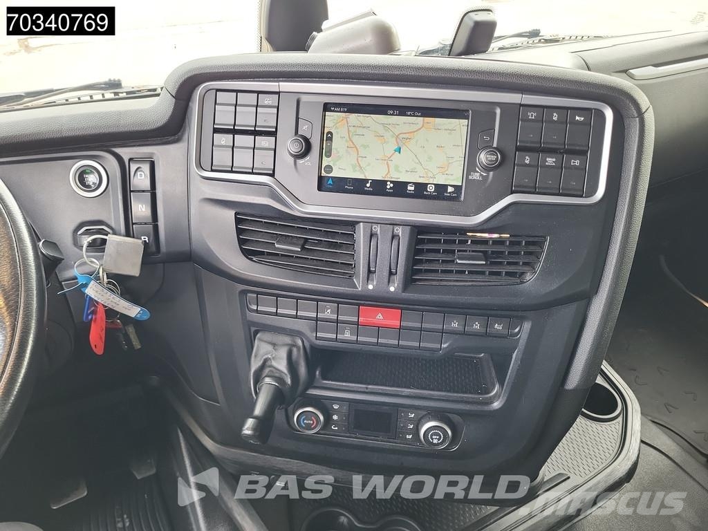 Iveco S-Way 460 4X2 LNG! Retarder 2x Tanks Navi ACC Sadulveokid