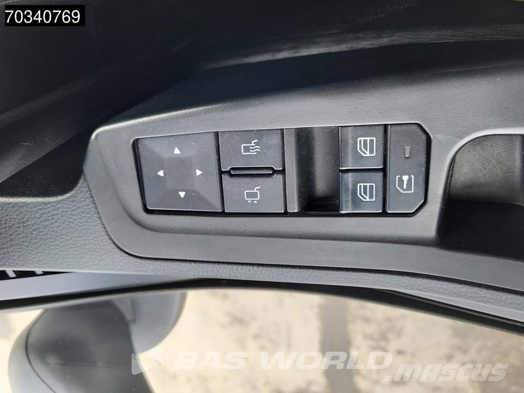 Iveco S-Way 460 4X2 LNG! Retarder 2x Tanks Navi ACC Sadulveokid