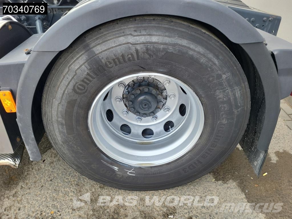 Iveco S-Way 460 4X2 LNG! Retarder 2x Tanks Navi ACC Sadulveokid
