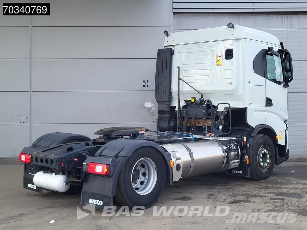 Iveco S-Way 460 4X2 LNG! Retarder 2x Tanks Navi ACC Sadulveokid