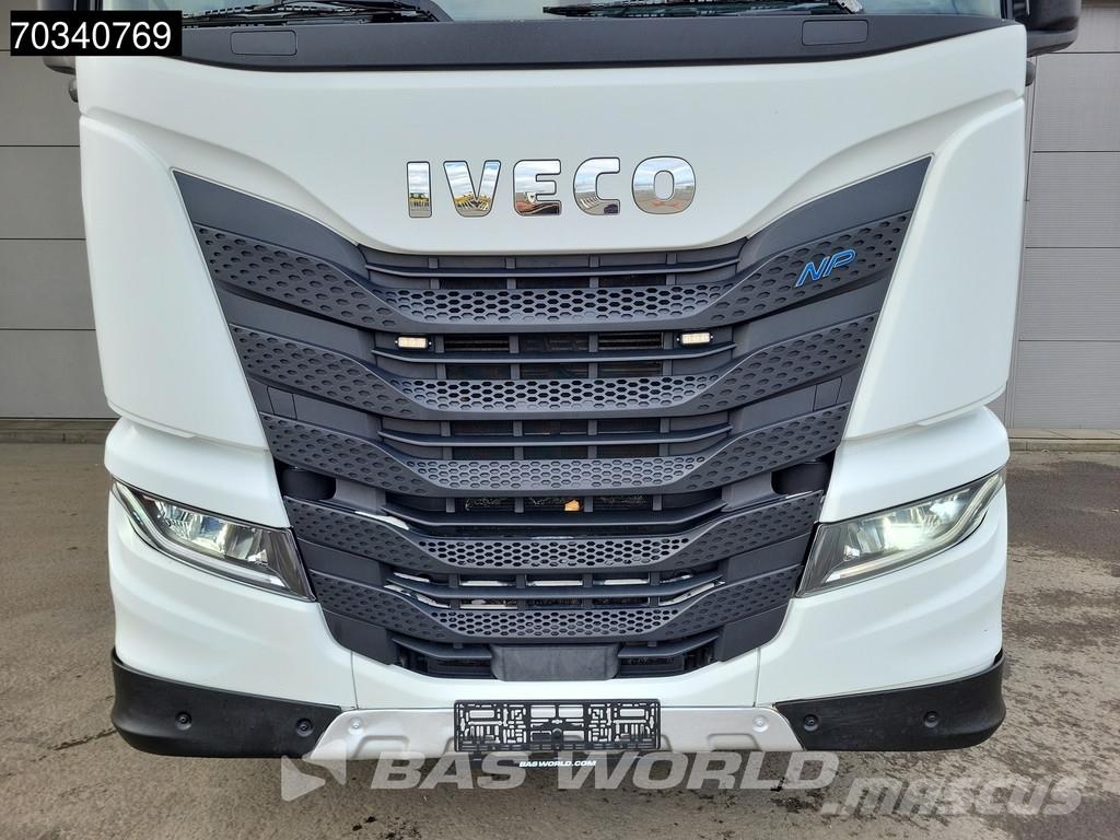 Iveco S-Way 460 4X2 LNG! Retarder 2x Tanks Navi ACC Sadulveokid