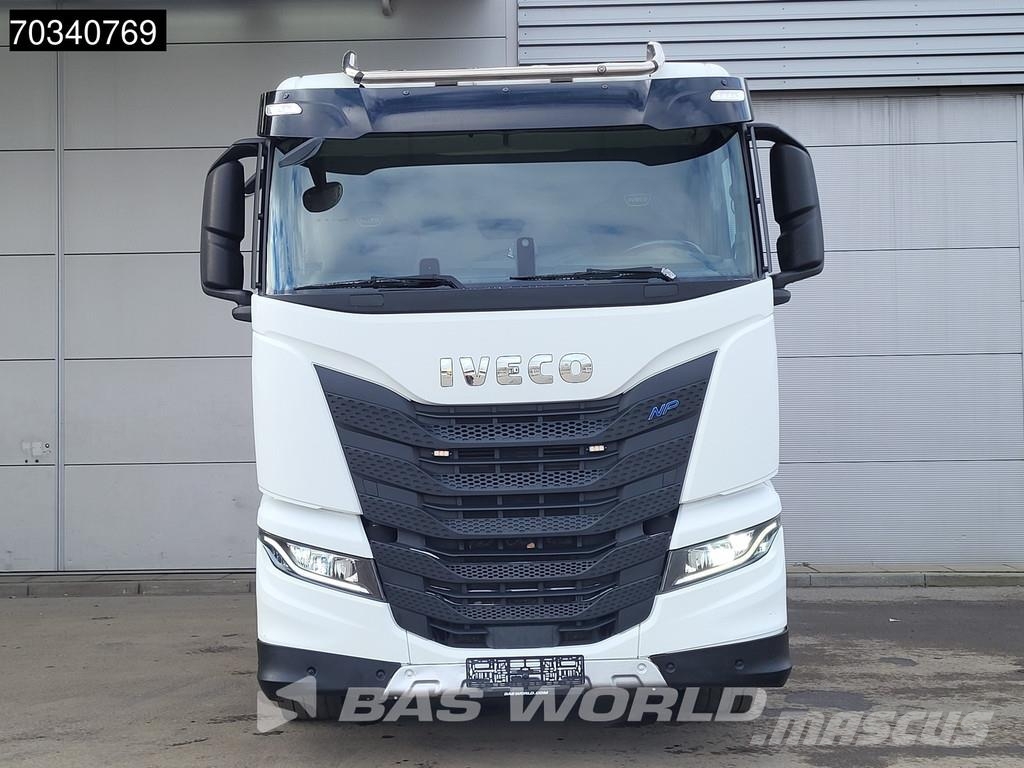Iveco S-Way 460 4X2 LNG! Retarder 2x Tanks Navi ACC Sadulveokid