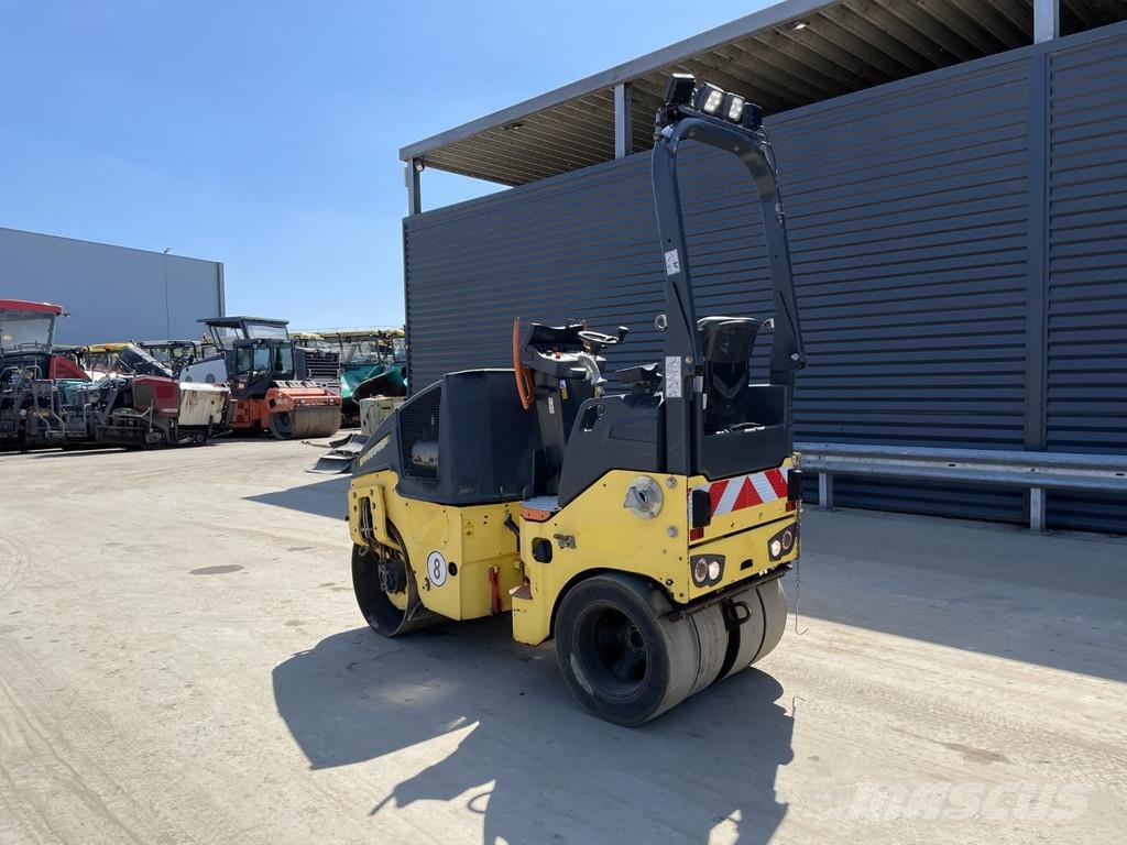 Bomag BW 100 AC-5 Kombinované válce