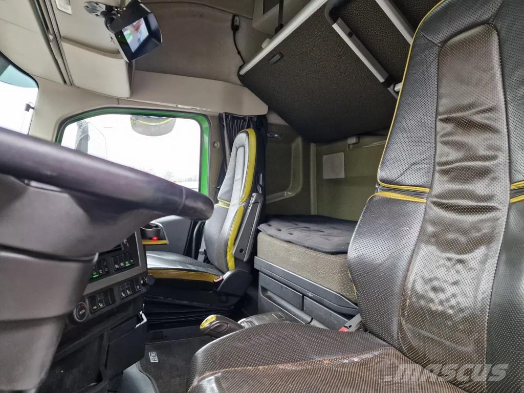 Volvo FH 16.750 Globetrotter XL 6x2 - 20T Multilift Hook gancho Caminhões Roll-on Roll-off