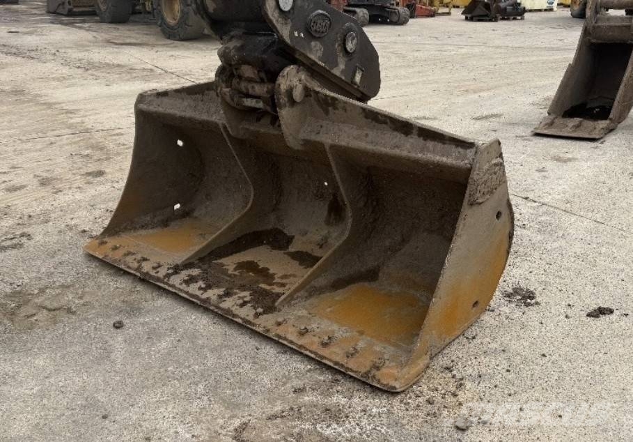 Doosan DX 225 LC-3 Gravemaskiner på larvebånd
