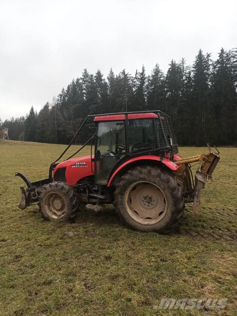 Zetor Proxima 8441 Traktory