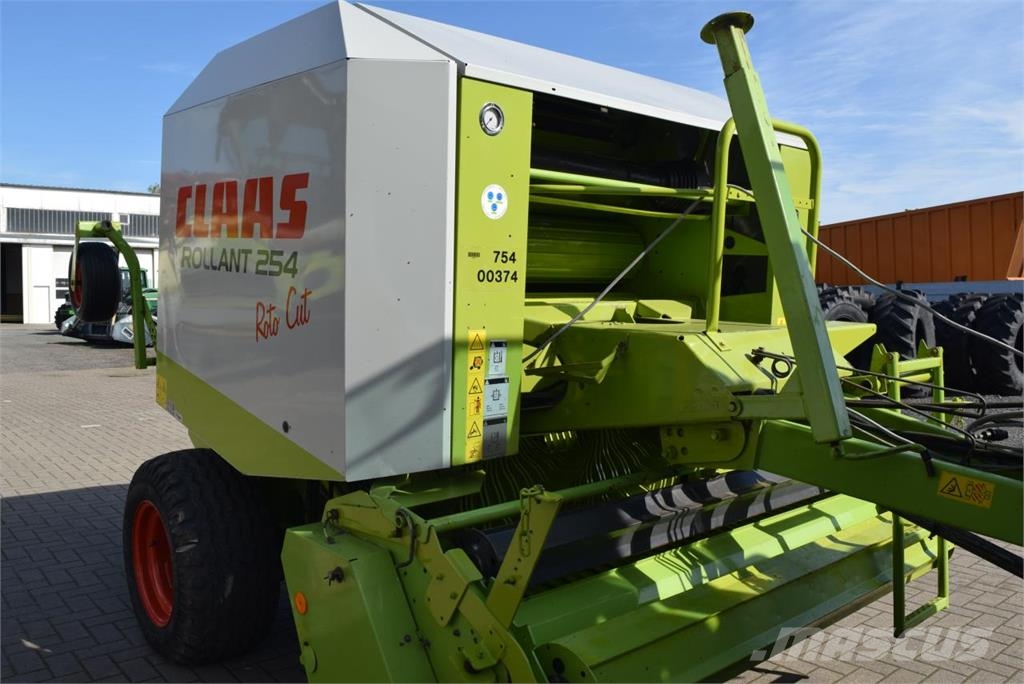 CLAAS Rollant 254 RC Lisy na okrúhle balíky