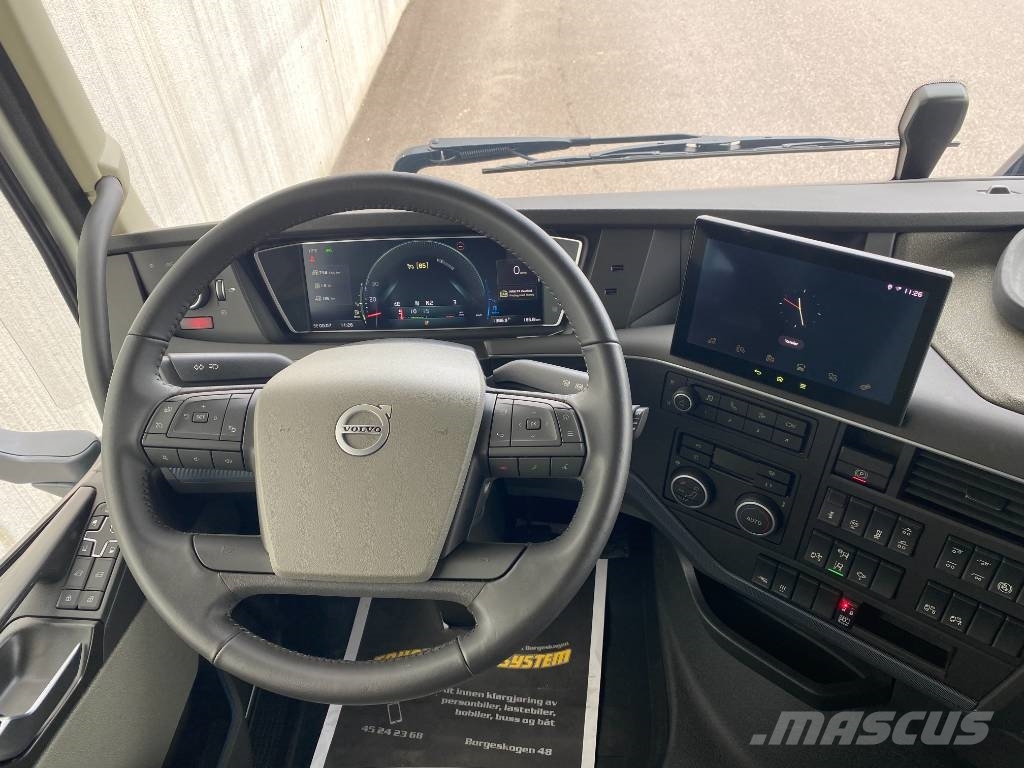 Volvo FH540 8x4 Самоскиди