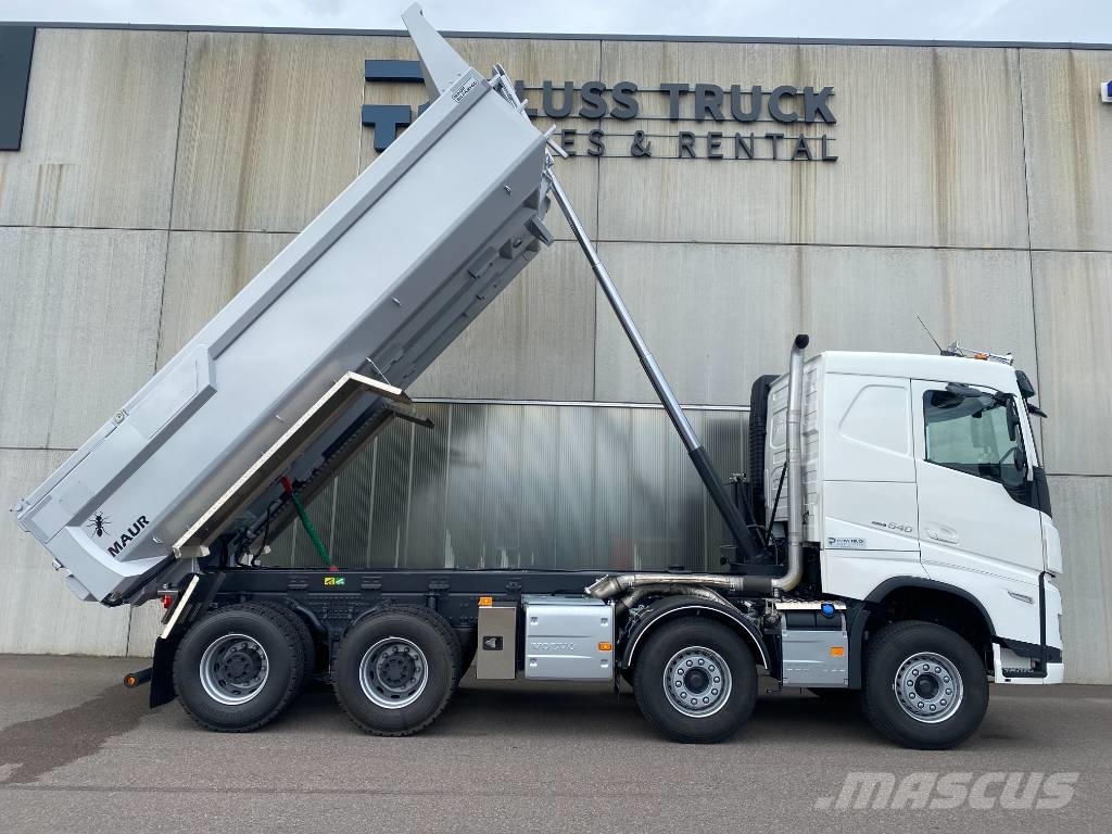 Volvo FH540 8x4 Самоскиди