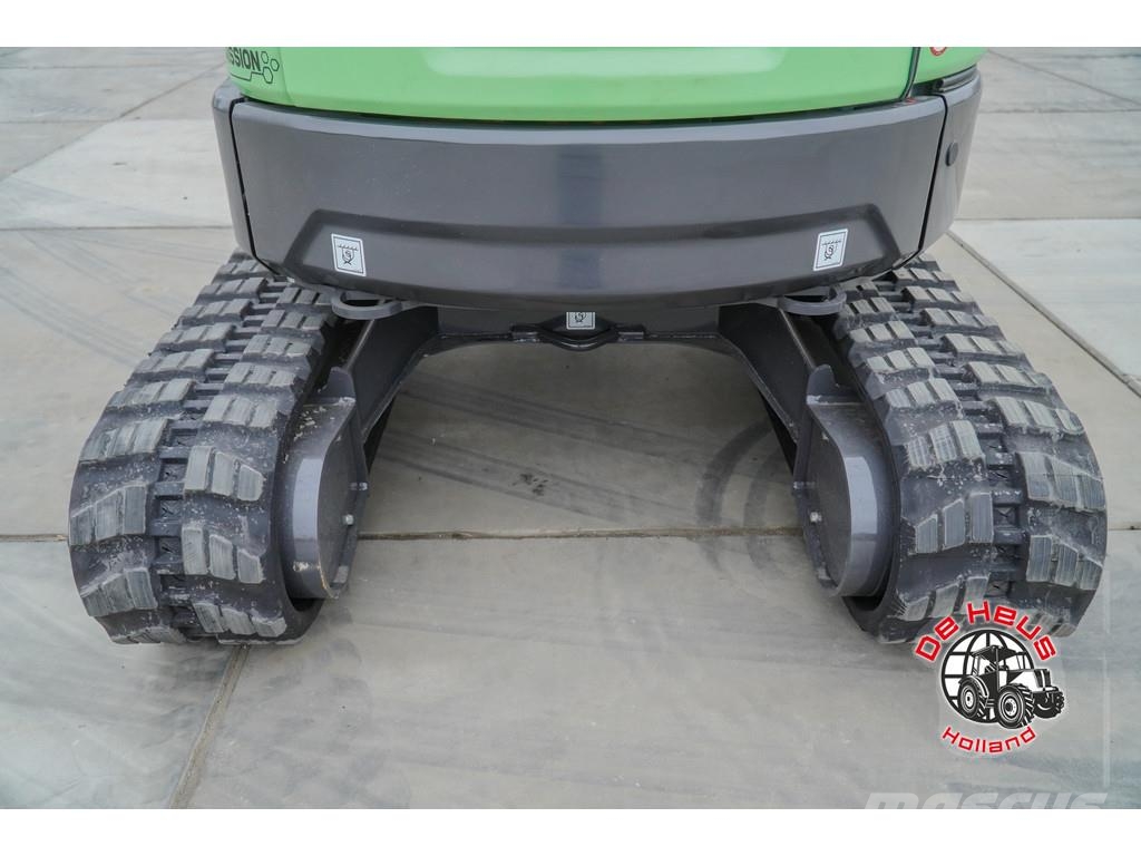 XCMG XE27E CR-EV سيارات