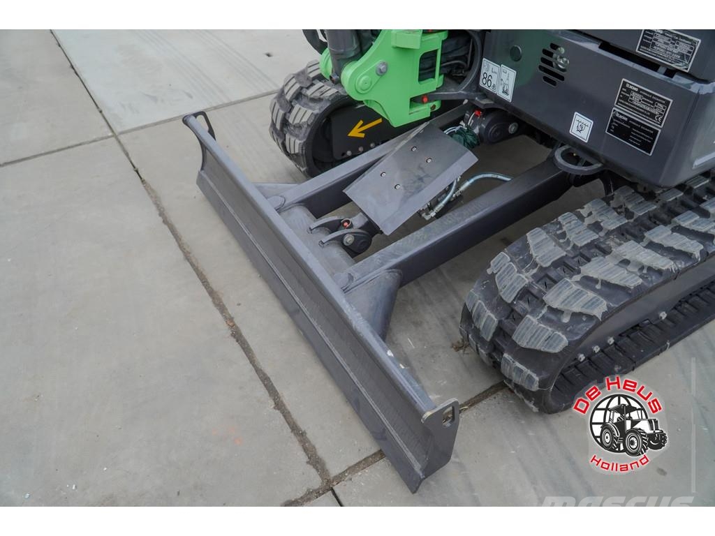 XCMG XE27E CR-EV سيارات