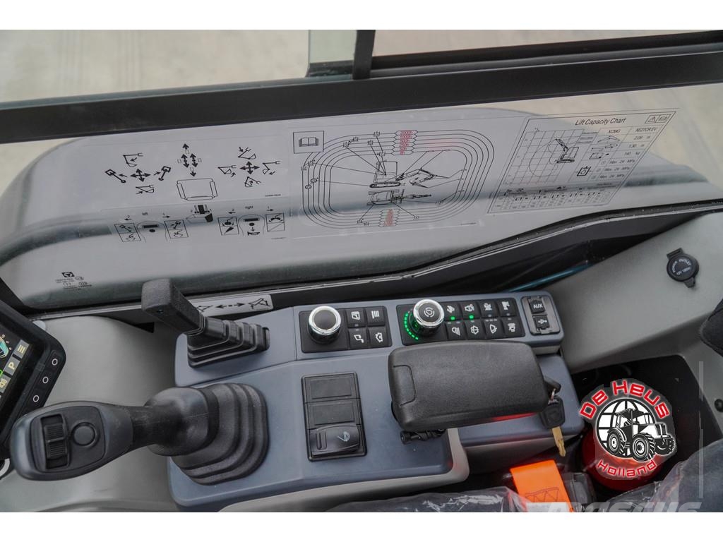 XCMG XE27E CR-EV سيارات