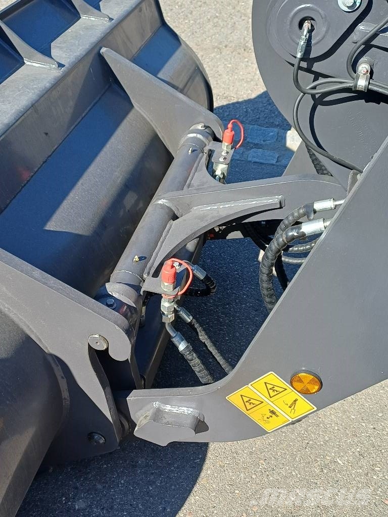 XCMG XC 918 EV Tekerlekli yükleyiciler
