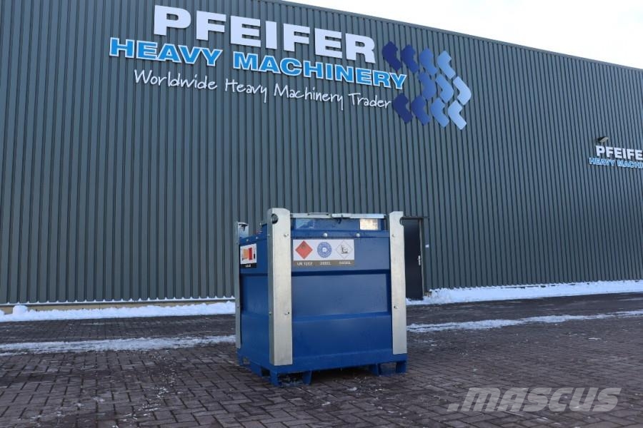 TAB 950 Compact 950 Liter Fuel Box, KIWA - ADR and Kraftstoff- und Zusatzstoffbehälter
