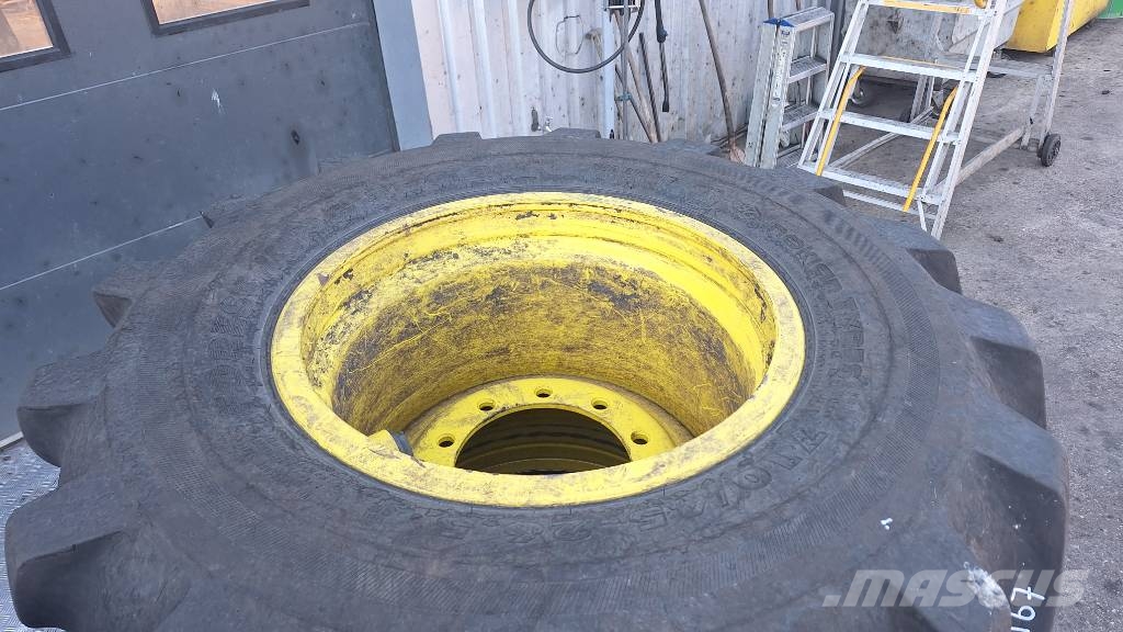  Wheel Nokian Forest King TRS2 710/40-26.5 Padangos, ratai ir ratlankiai