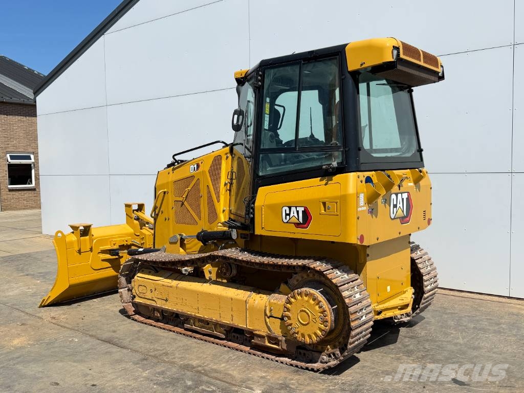 CAT D1 - Camera / Only 3700 Hours Dozer cingolati