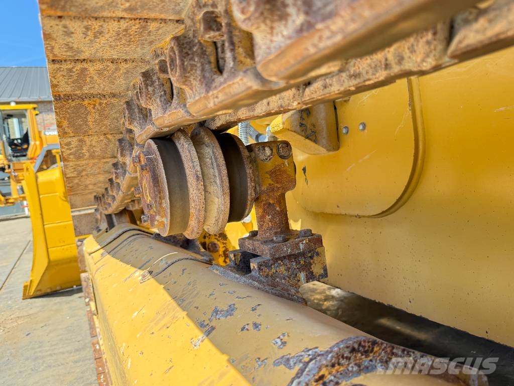 CAT D1 - Camera / Only 3700 Hours Dozer cingolati