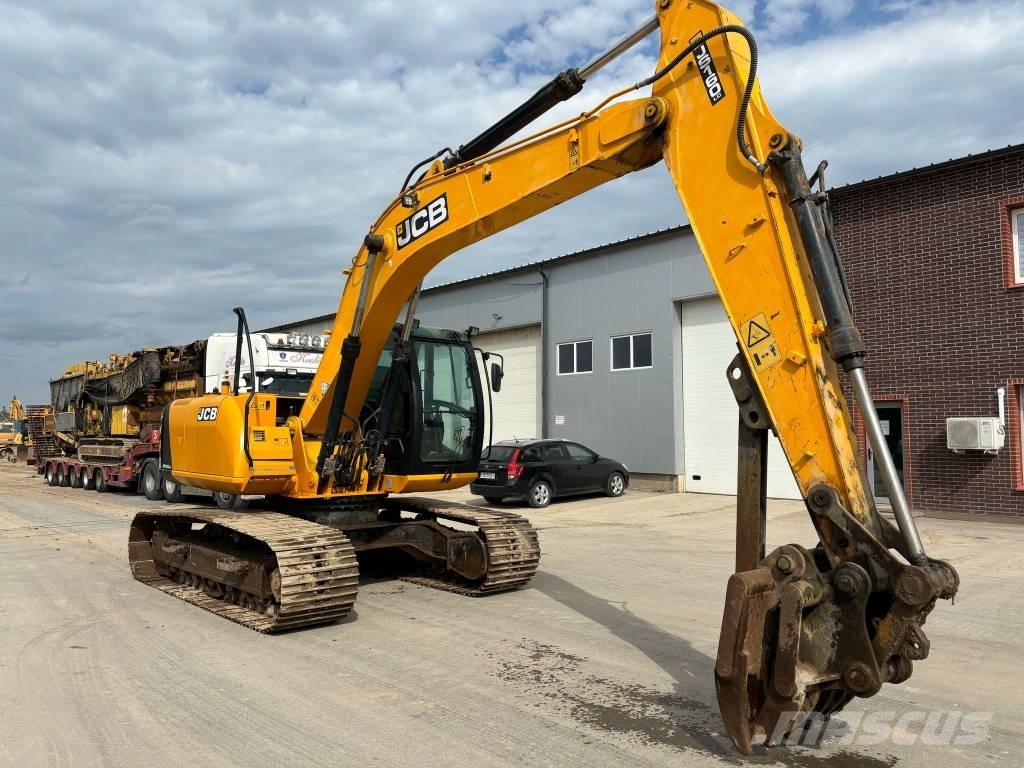 JCB JS 160 LC Paletli ekskavatörler