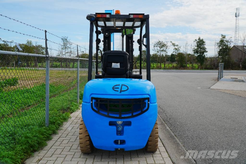 EP EFL 302 | 2021 전동 지게차
