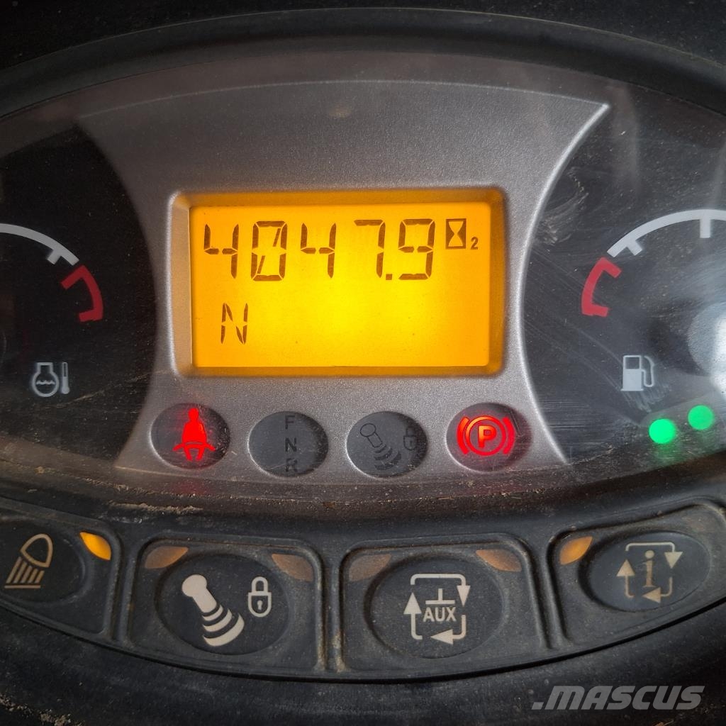 Bobcat TL38.70HF Agri Lauksaimniecības pacēlāji