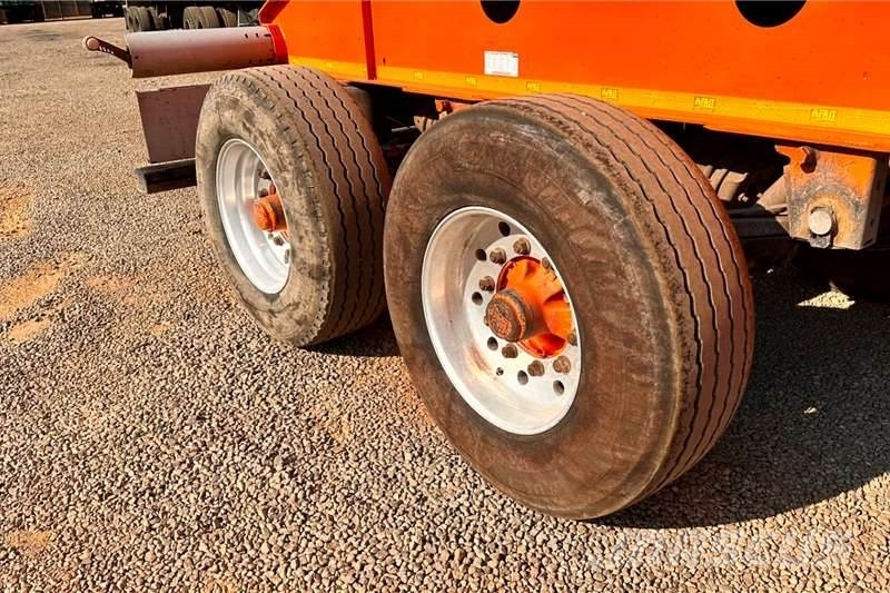 Afrit 25mÂ³ Interlink Side Tipper Trailer Anders