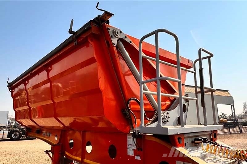 Afrit 25mÂ³ Interlink Side Tipper Trailer Anders